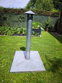 Pozinkový kryt udírny s kouřovodem