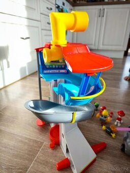 Tlapková Patrola Řídící Věž