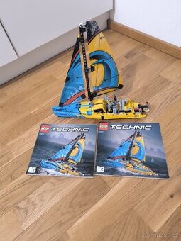 LEGO Technic 42074 – Závodní jachta (kompletní + návody)