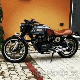 cafe racer Honda 450 CB
