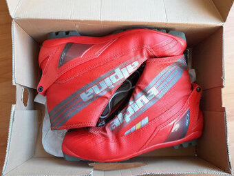 Boty na běžky Alpina