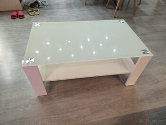 konferenční stolek