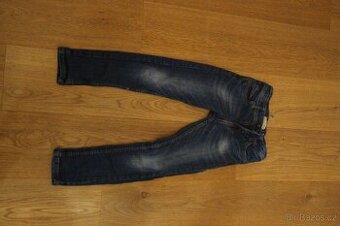 dětské džíny vel. 128