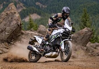 KAWASAKI KLE500 2026