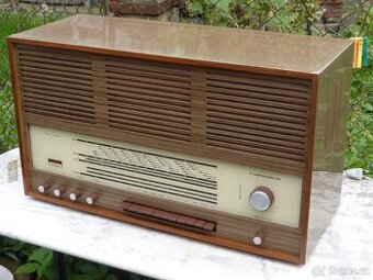 Capriola G6013/2 elektronkové STEREO rádio - RFT