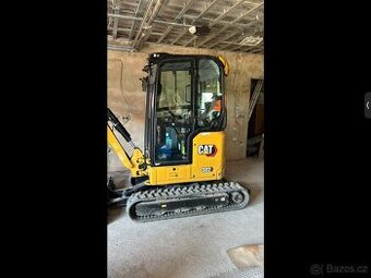 CAT 302 FULL Max Výbava PALEC
