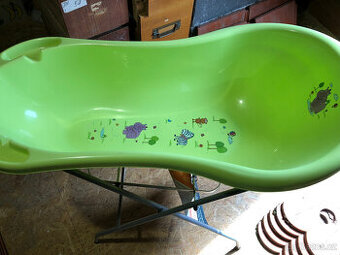 Dětská vanička se stojanem