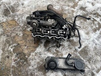 Hlava motoru 1.9 tdi 66 kw AGR