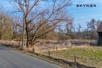 Prodej stavebního pozemku 1 586 m² – pod Bukovou horou (Zubr