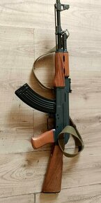 Cyma  AK-47