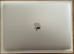 MacBook Pro 13", M2, 256 GB, stříbrný