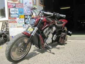 Harley Davidson VRSCAW V-ROD - 1