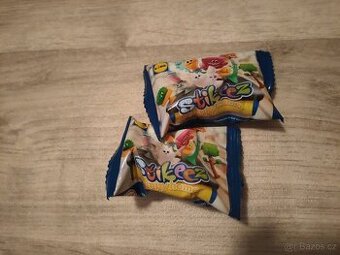 Stikeez