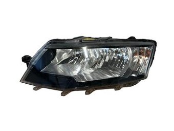 Levý halogen světlo 5E1941015 Škoda Octavia 3 r.v. 2017