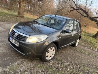 Dacia Sandero 2010