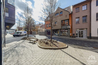 Pronájem kanceláře 28 m² v centru Uherského Hradiště – Hrade