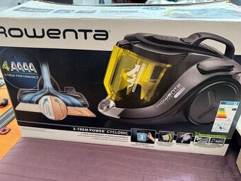 Vysavač rowenta bezsackovy nový