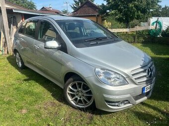 Mercedes Benz 200