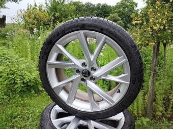 Originál ALU kola Škoda Scala Kamiq R18 + zimní pneu