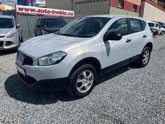 NISSAN QASHQAI 2,0 dCi 4x4 1.MAJITEL TAŽNÉ ZAŘÍZENÍ