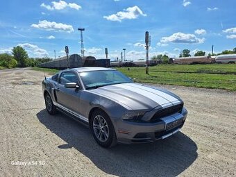 Ford Mustang 2013 3,7 automat premium