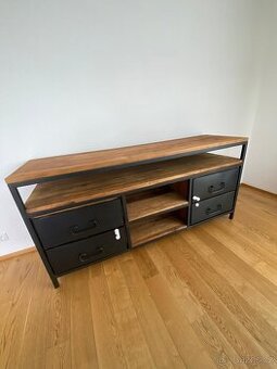 Skříňka/ TV stolek
