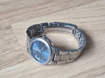 Dámské hodinky Casio Quartz