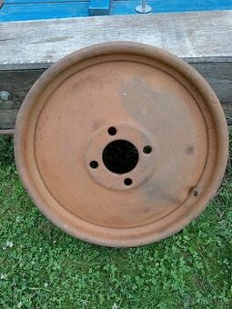 Disk 18" tatra, praga, škoda
