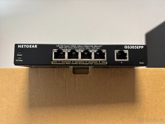 Netgear GS305EPP – 5portový Gigabit PoE+ Smart Managed switc