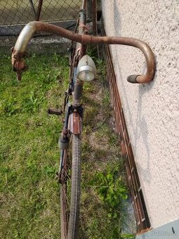 Staré silniční kolo TUDOR