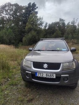 Suzuki grand Vitara 2l. Benzín 103kw 2006