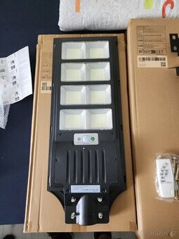 Solární LED pouliční světlo Sararoom ZB801 (720 LED, 400 W)