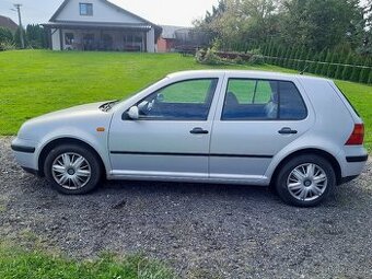 Volkswagen Golf, 1,6i 74KW, klima, r.v. 1999
