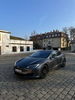 Tesla Model S 90D Nabíjení zdarma SCH01, DPH