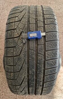 2x zimni pneu 255/35/19....96V....PIRELLI - 1