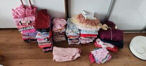 Mix oblečení pro holku velikost 98/104
