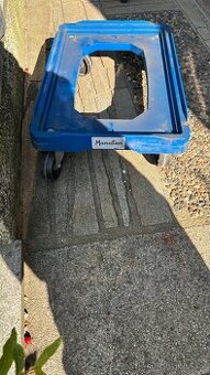 🧰 Kovové přepravní vozíky / plošiny s otočnými kolečky