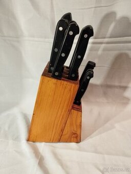 Nože Germania Rostfrei 8ks+: dřevěný blok