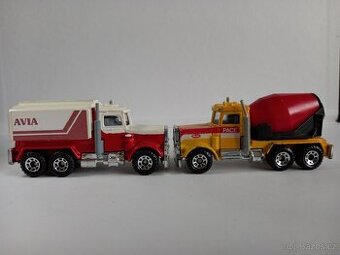 MATCHBOX - 1981 PETERBILT DOMIEŠAVAČ,1981 PETERBILT CISTERNA