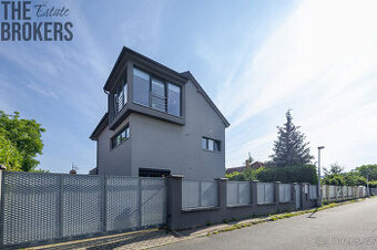 Prodej luxusní vily, 300 m2, Praha - Lahovice, pozemek 858 m - 1