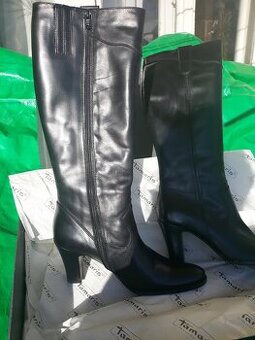 Nové kožené kozačky č.39, černé, rezavé, béžové