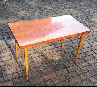 Konferenční stolek