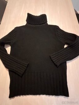 Dámský černý svetr rolák L