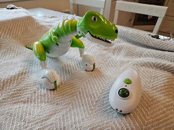 Robot dinosaurus volně jezdící+ dálkový olvadač