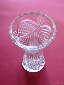 Mistrovsky broušená váza