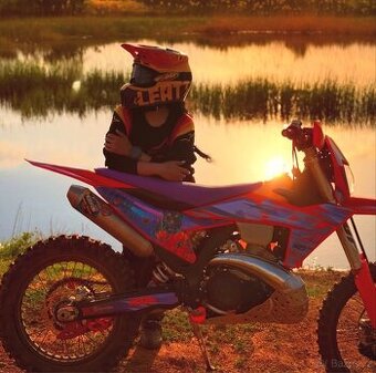 Koupím moto v nepojízdném stavu 2t,4t