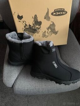 DÁMSKÉ ZNAČKOVÉ ZIMNÍ BOTY,zn: ROCK SPRING,vel. 40
