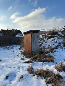 Stavební kadibudka / suché WC (Valeč u Hrotovic)