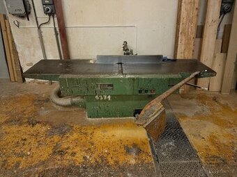 Srovnávačka ZDM Žďár SFA 30 – průmyslová, litinová