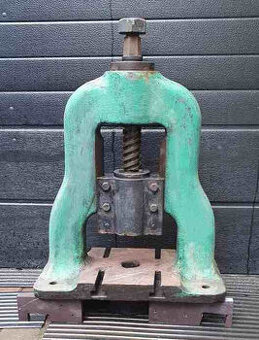 Šroubový / vřetenový lis - 1